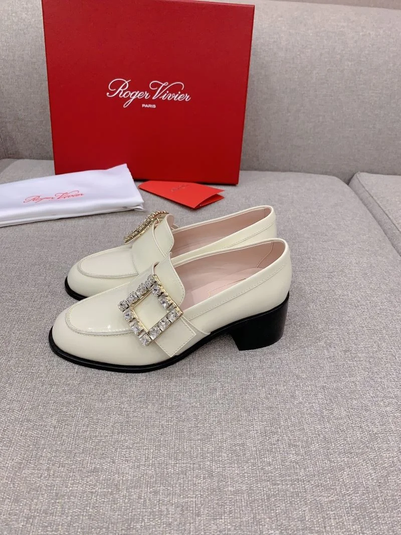 StreetReady Roger Vivier Shoes 9026