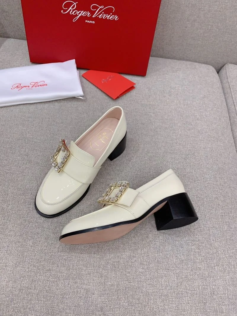 StreetReady Roger Vivier Shoes 9026