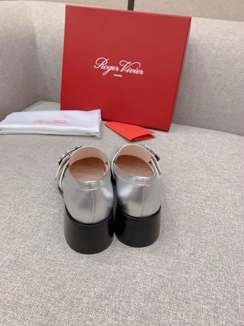 UrbanStyle Roger Vivier Shoes 9002