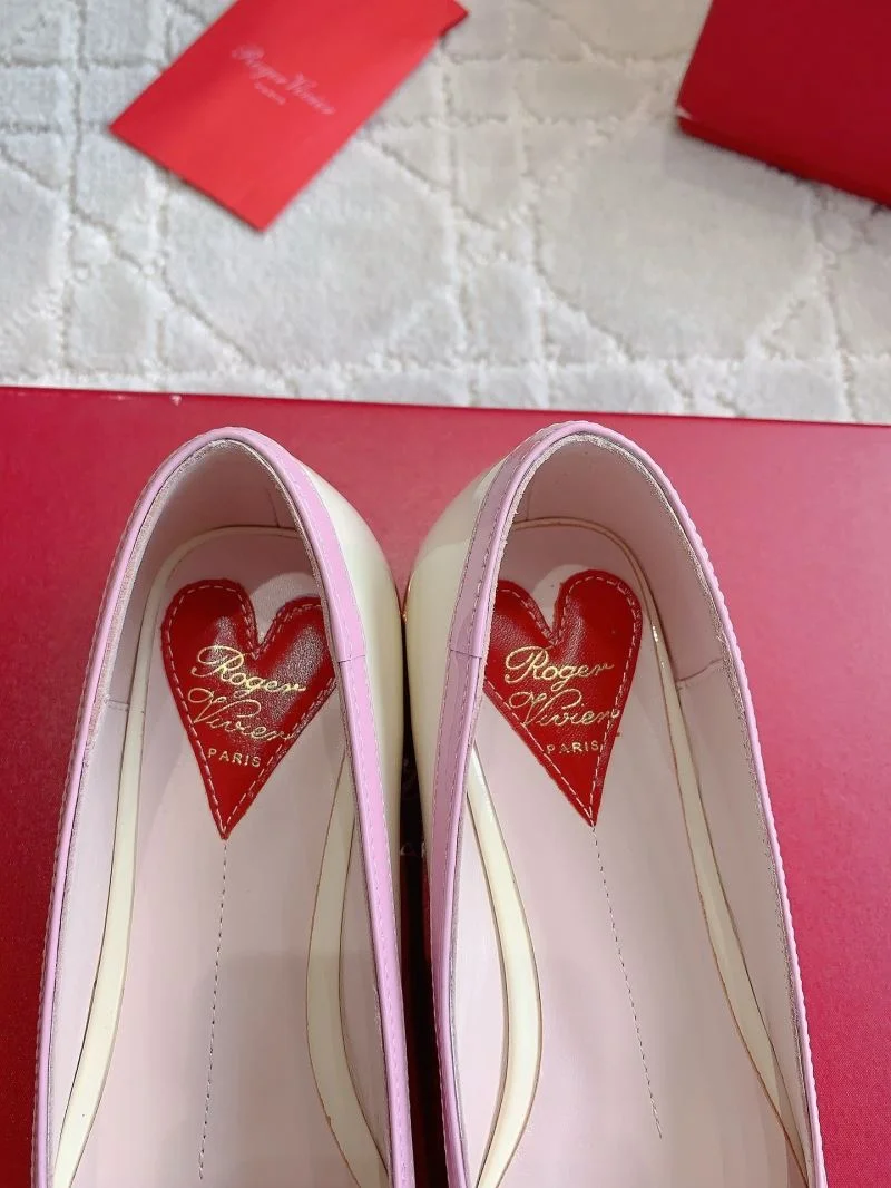 Roger Vivier Shoes Modern 9025