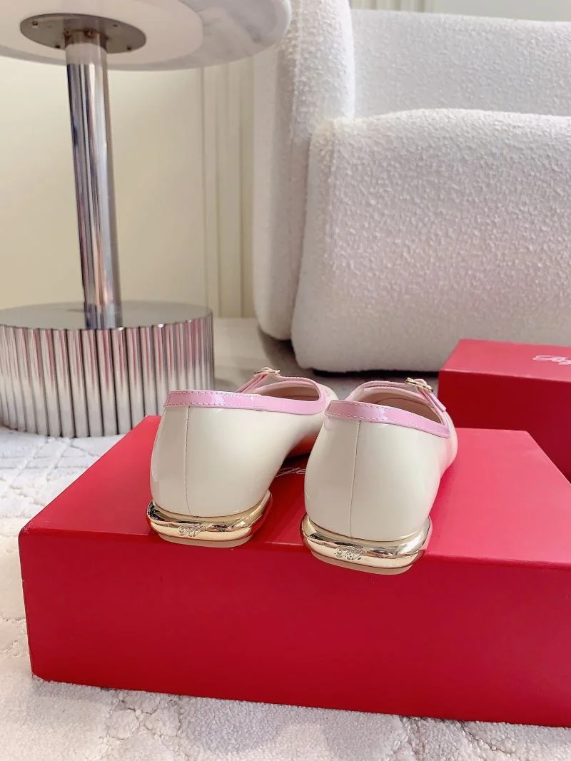Roger Vivier Shoes Modern 9025