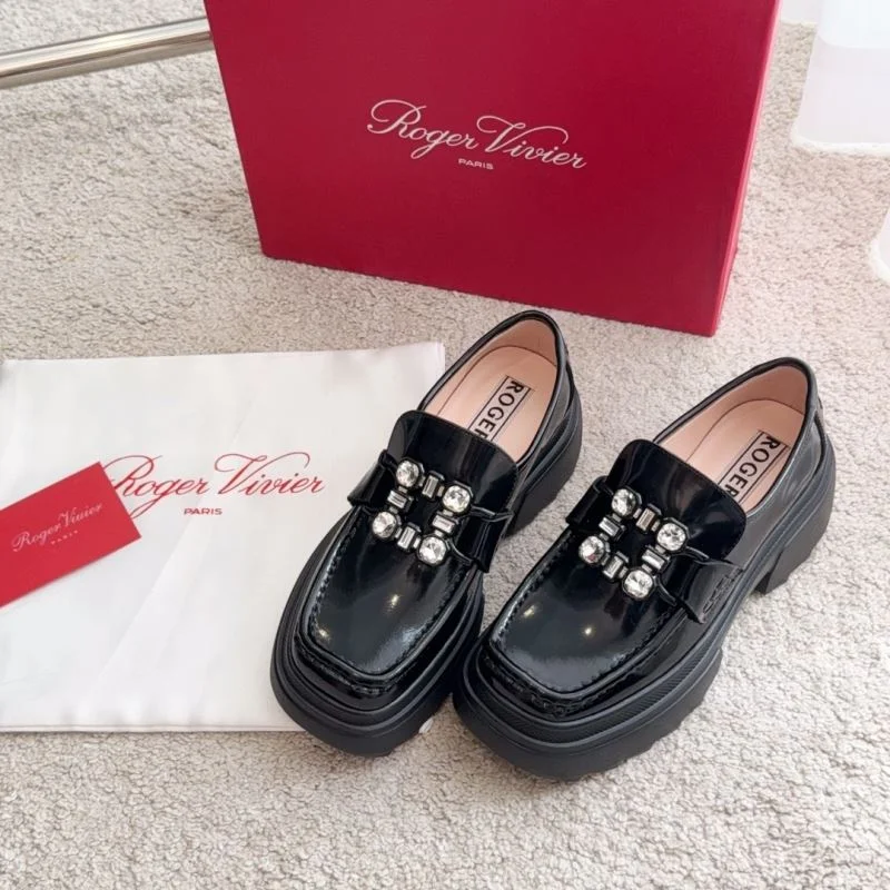 UrbanStyle Roger Vivier Shoes 9008