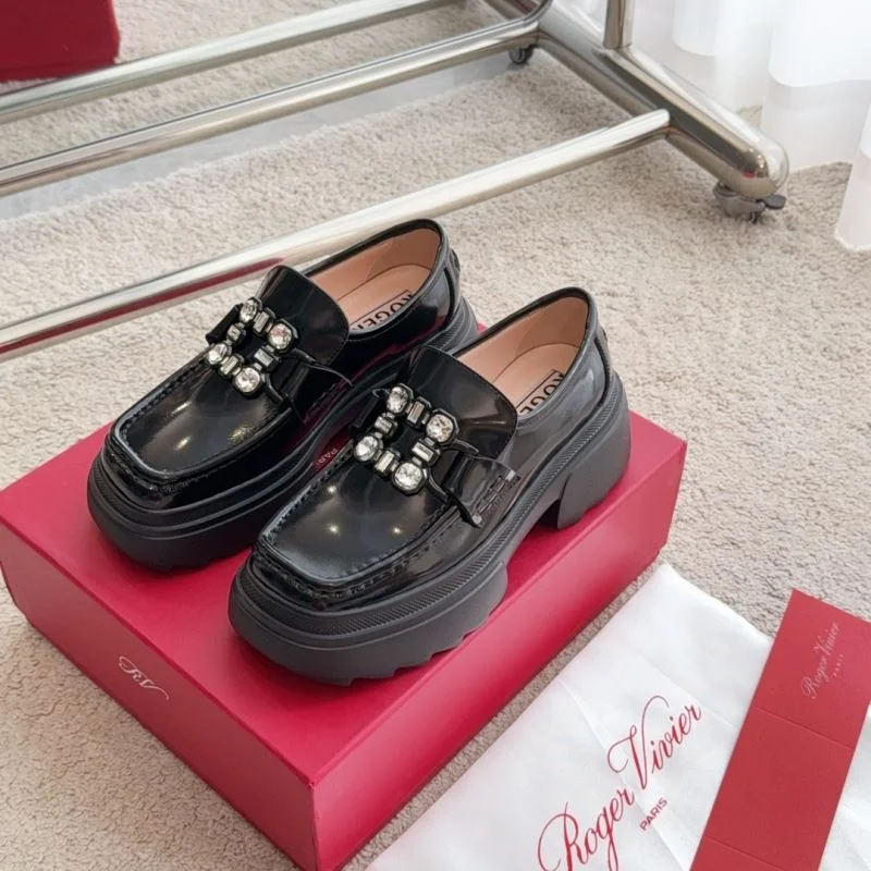 UrbanStyle Roger Vivier Shoes 9008