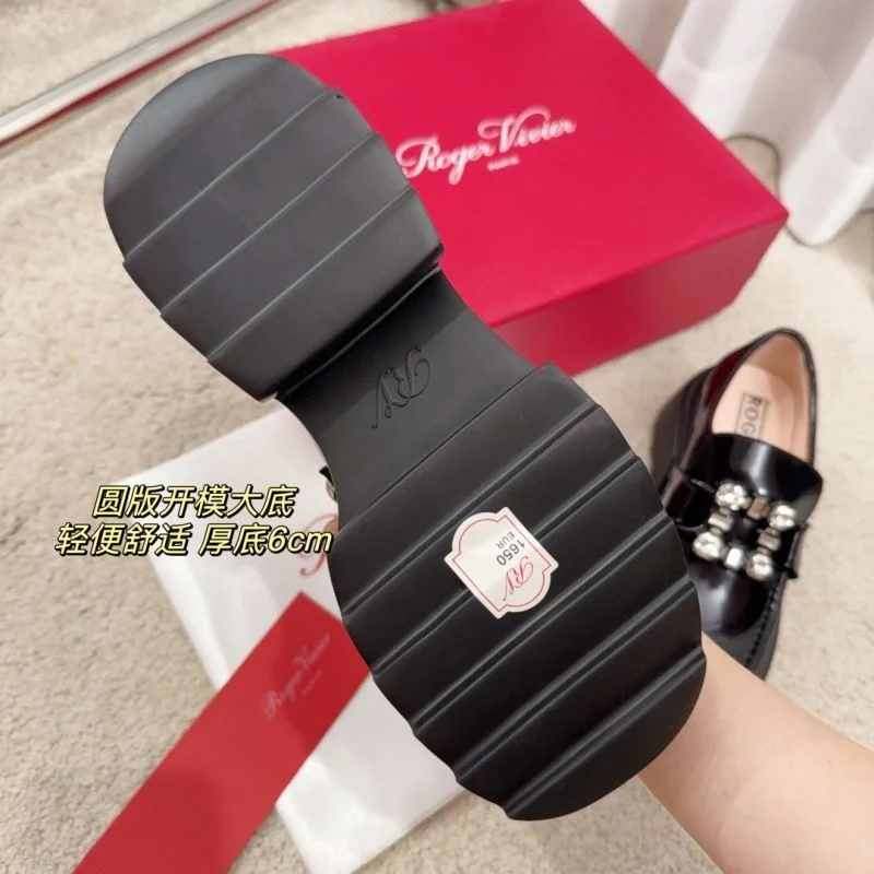 UrbanStyle Roger Vivier Shoes 9008