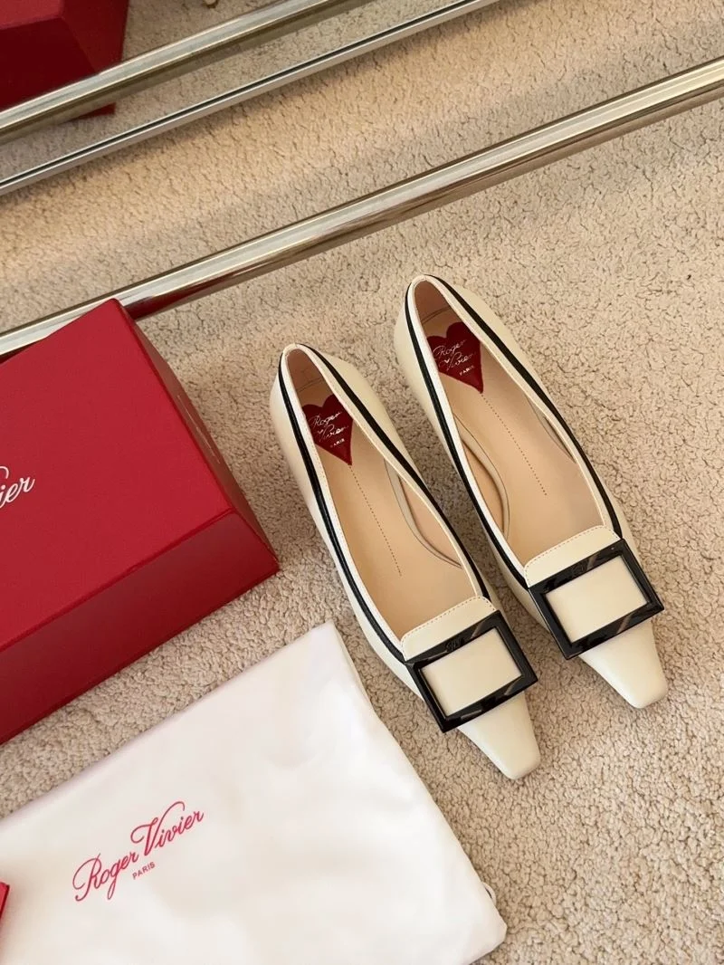 Neat Roger Vivier Shoes 9060