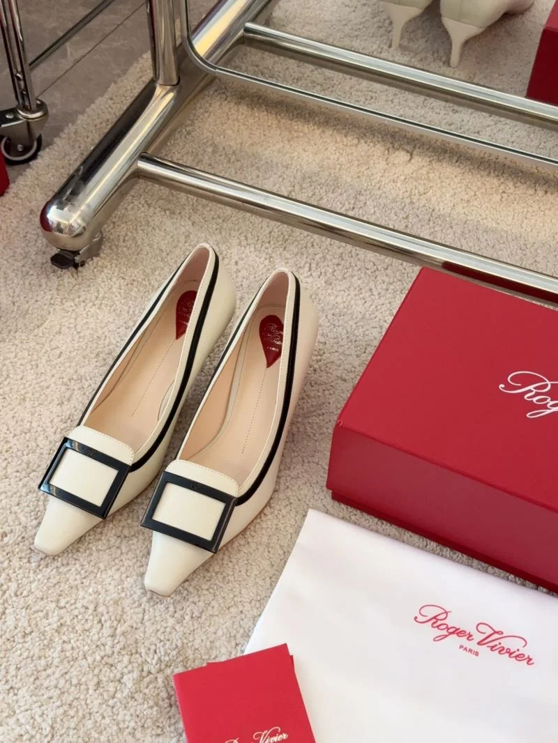 Neat Roger Vivier Shoes 9060