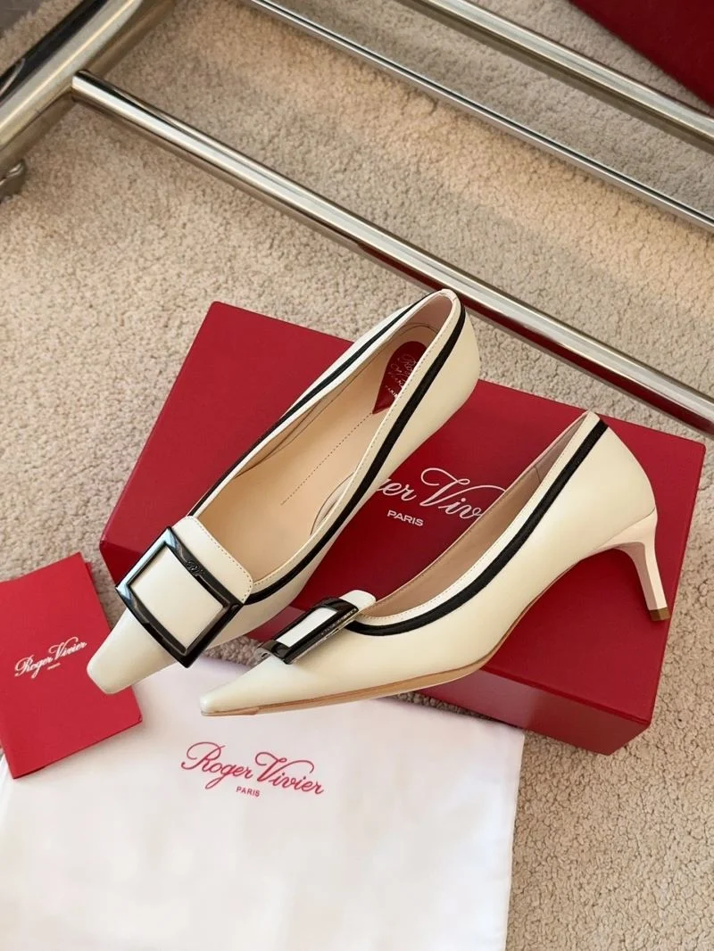 Neat Roger Vivier Shoes 9060