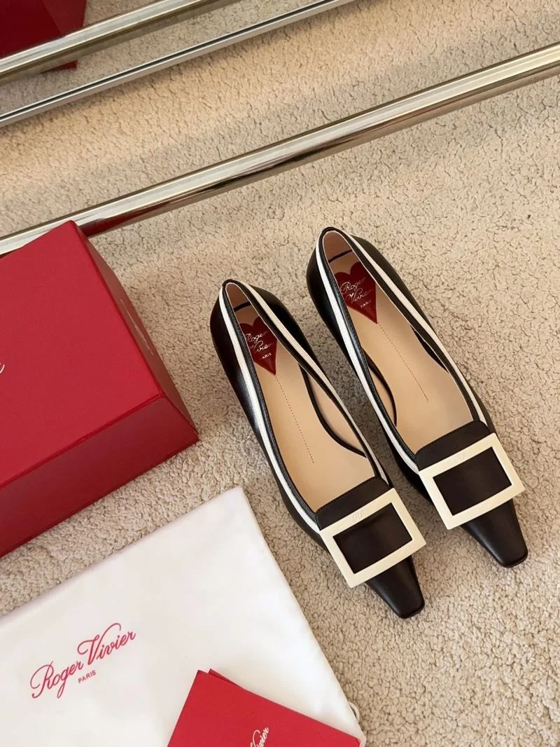 Vibrant Roger Vivier Shoes 8996