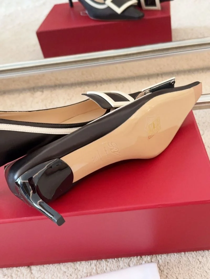 Vibrant Roger Vivier Shoes 8996