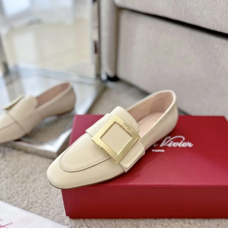 Resilient Roger Vivier Shoes 9003