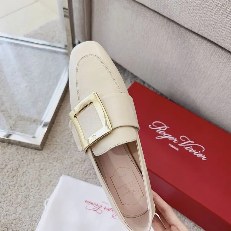 Resilient Roger Vivier Shoes 9003