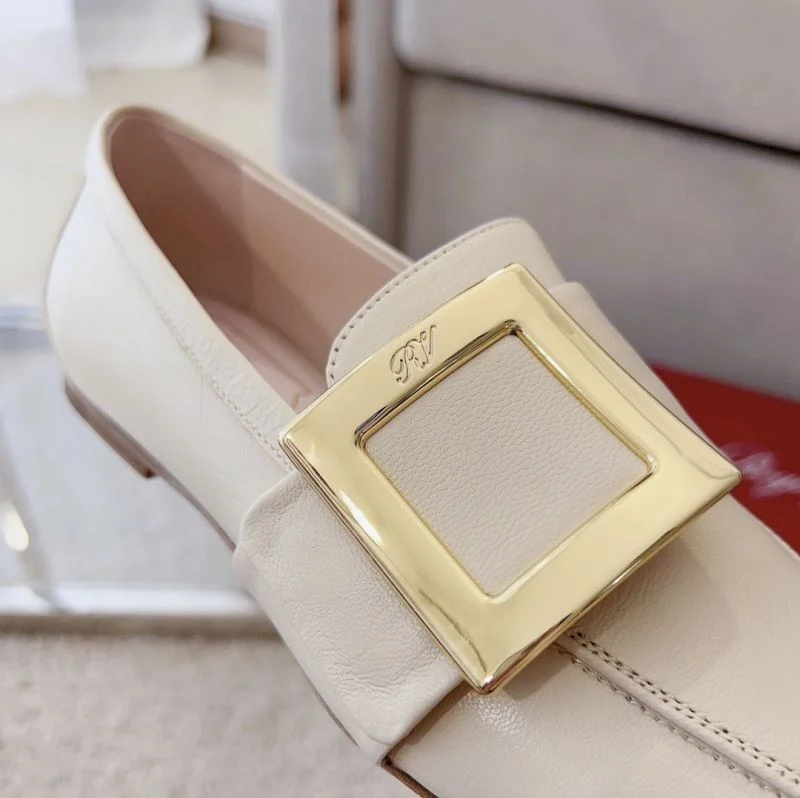 Resilient Roger Vivier Shoes 9003