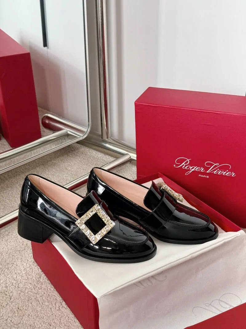Roger Vivier Shoes Refined 8994