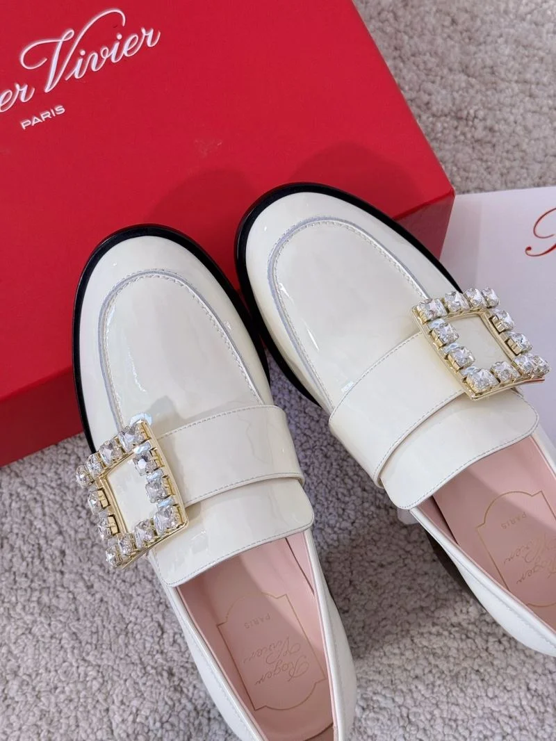 FashionForward Roger Vivier Shoes 8980