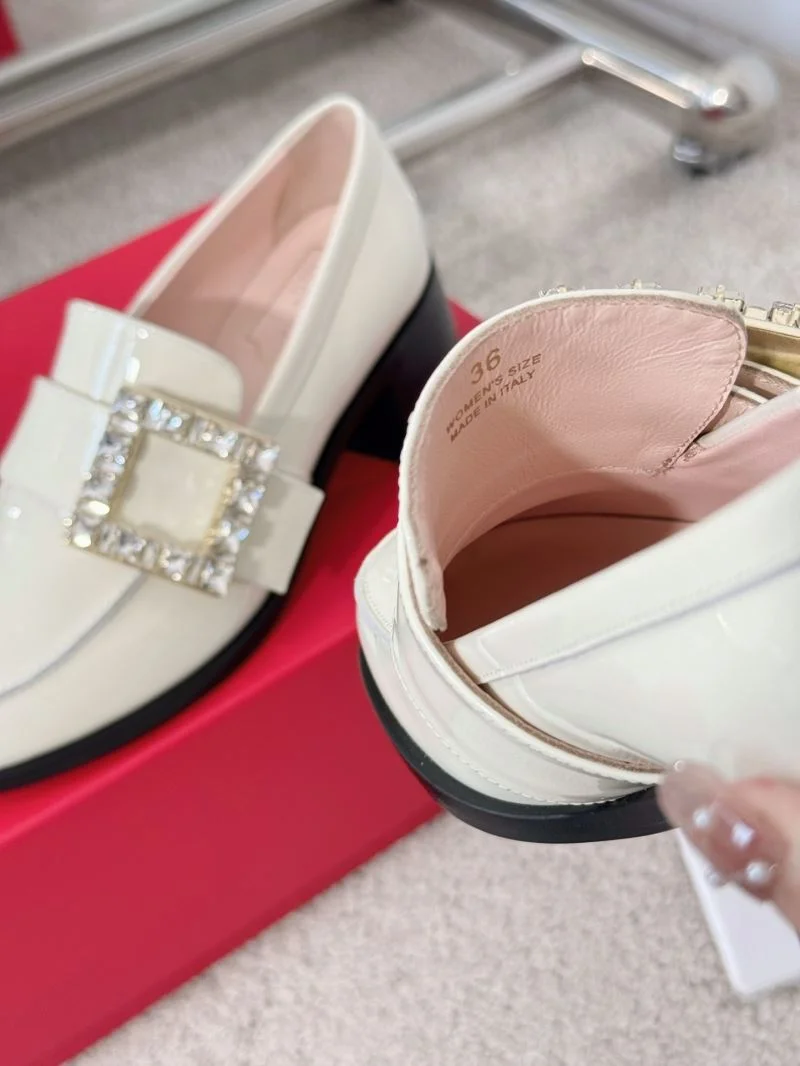 FashionForward Roger Vivier Shoes 8980