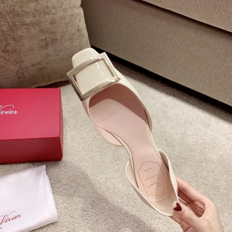 Roger Vivier Shoes Sporty 9001