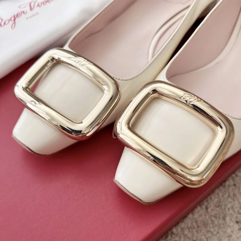 WaterResistant Roger Vivier Shoes 8978