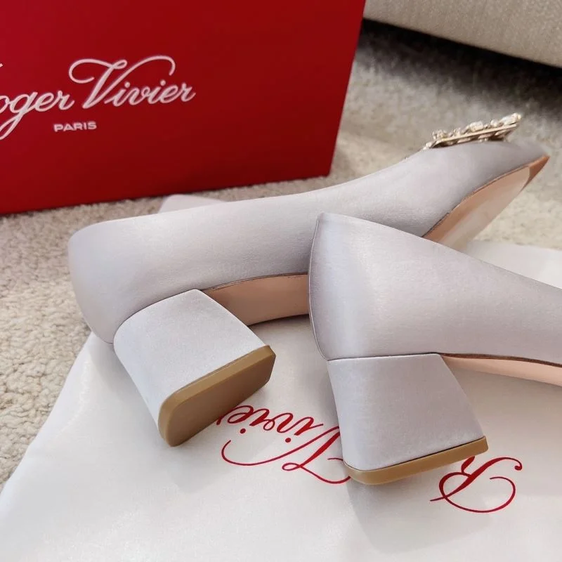 Roger Vivier Shoes AllSeason 8976
