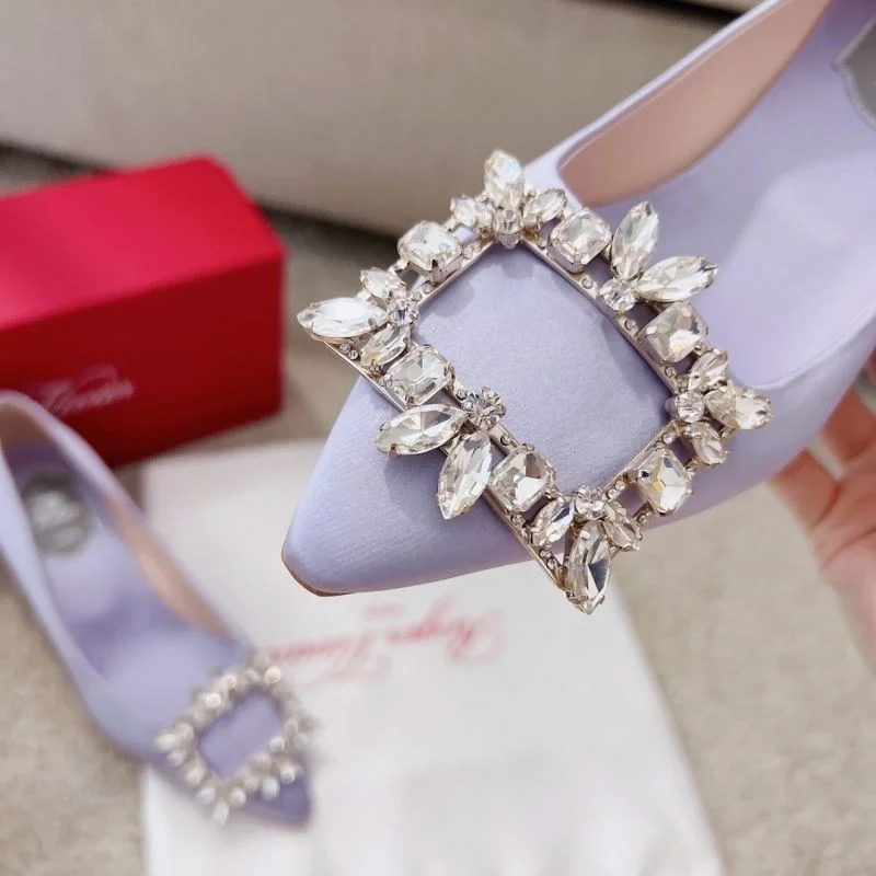 Vibrant Roger Vivier Shoes 9010