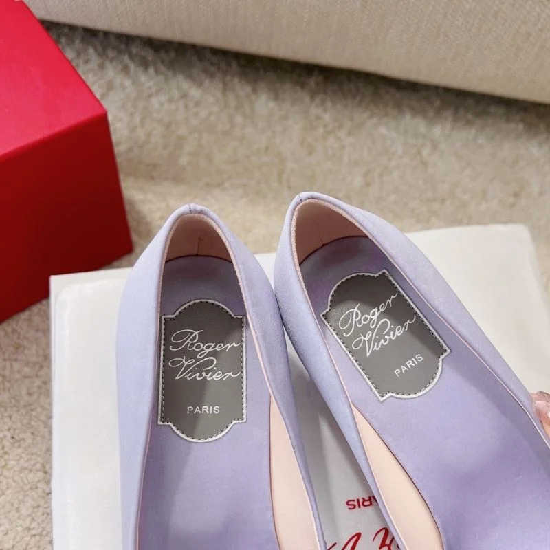 Vibrant Roger Vivier Shoes 9010