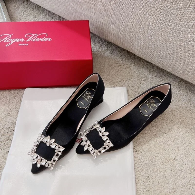 Functional Roger Vivier Shoes 8977