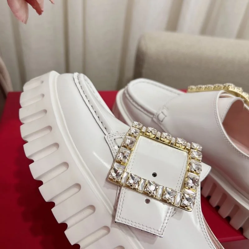 Sporty Roger Vivier Shoes 9038