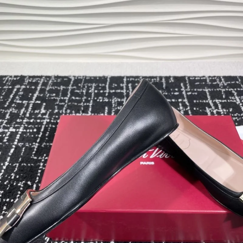 MoistureWicking Roger Vivier Shoes 9015