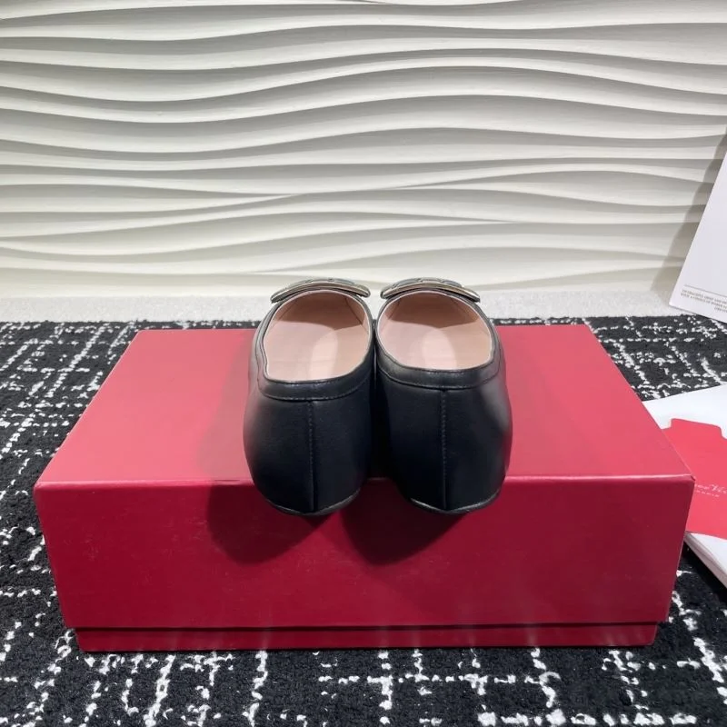 MoistureWicking Roger Vivier Shoes 9015