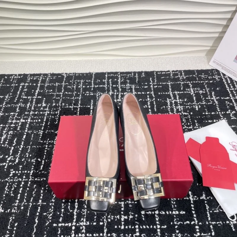 Elegant Roger Vivier Shoes 8990