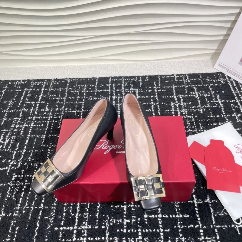 Elegant Roger Vivier Shoes 8990