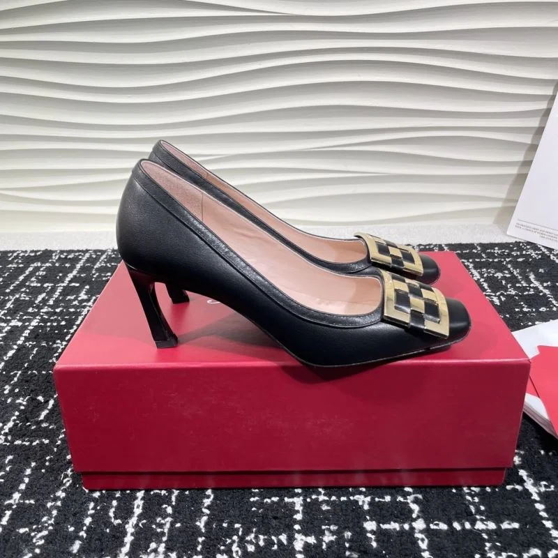 Elegant Roger Vivier Shoes 8990