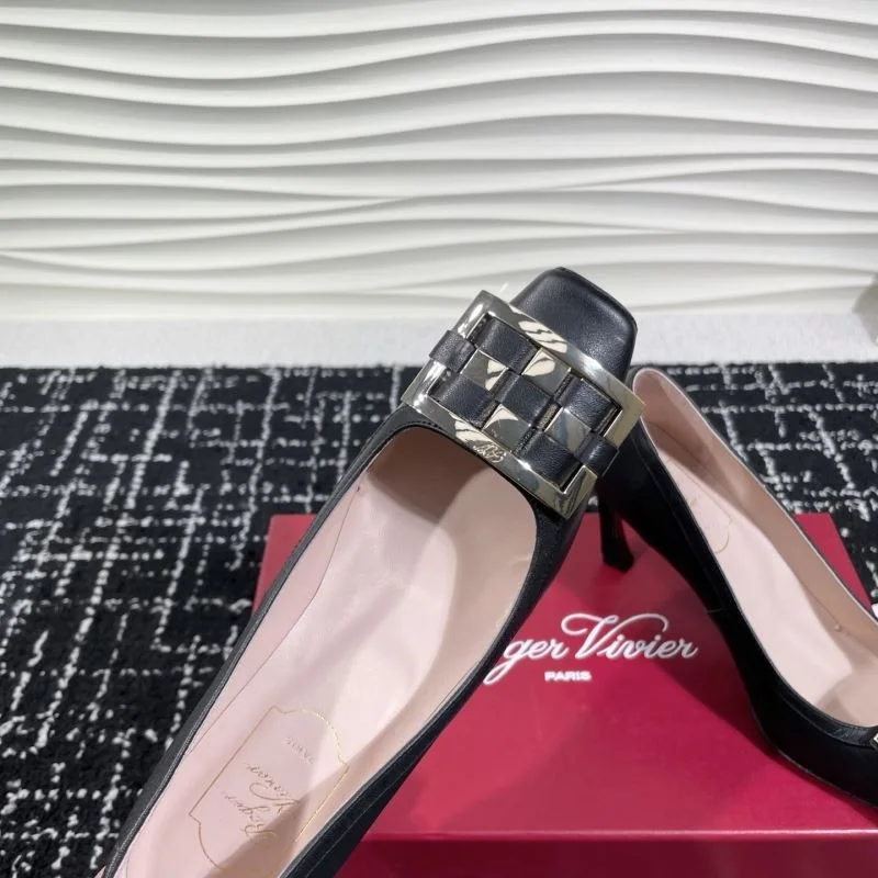 Elegant Roger Vivier Shoes 8990