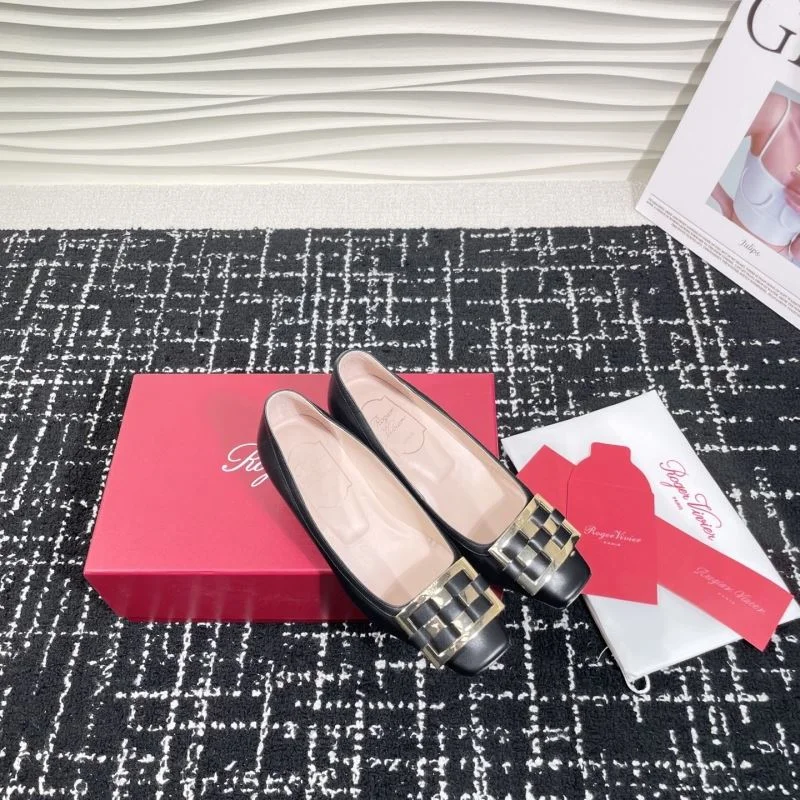 Comfortable Roger Vivier Shoes 8949
