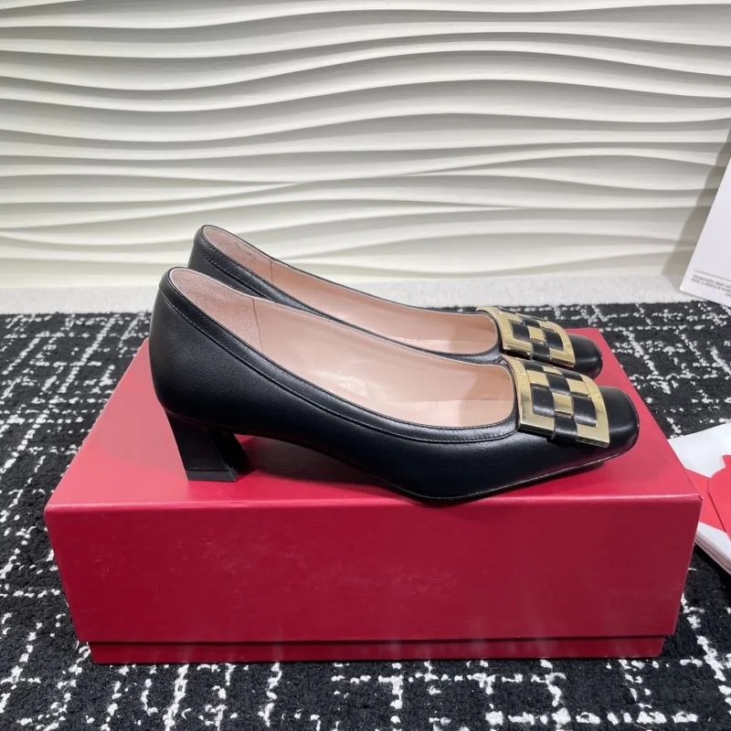 Comfortable Roger Vivier Shoes 8949