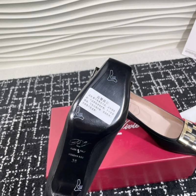 Comfortable Roger Vivier Shoes 8949
