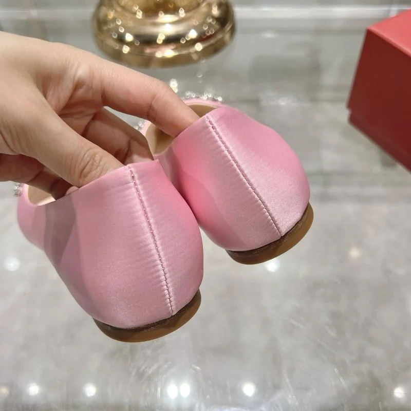 Classic Roger Vivier Shoes 8956