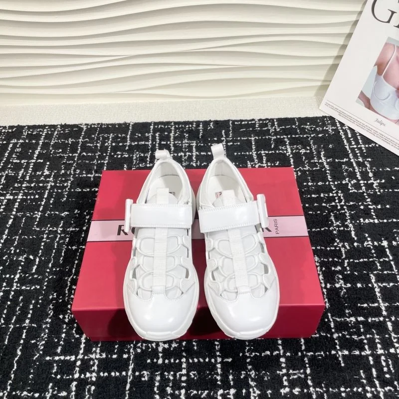 UrbanChic Roger Vivier Shoes 8951