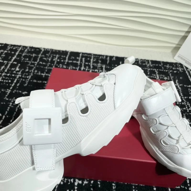 UrbanChic Roger Vivier Shoes 8951