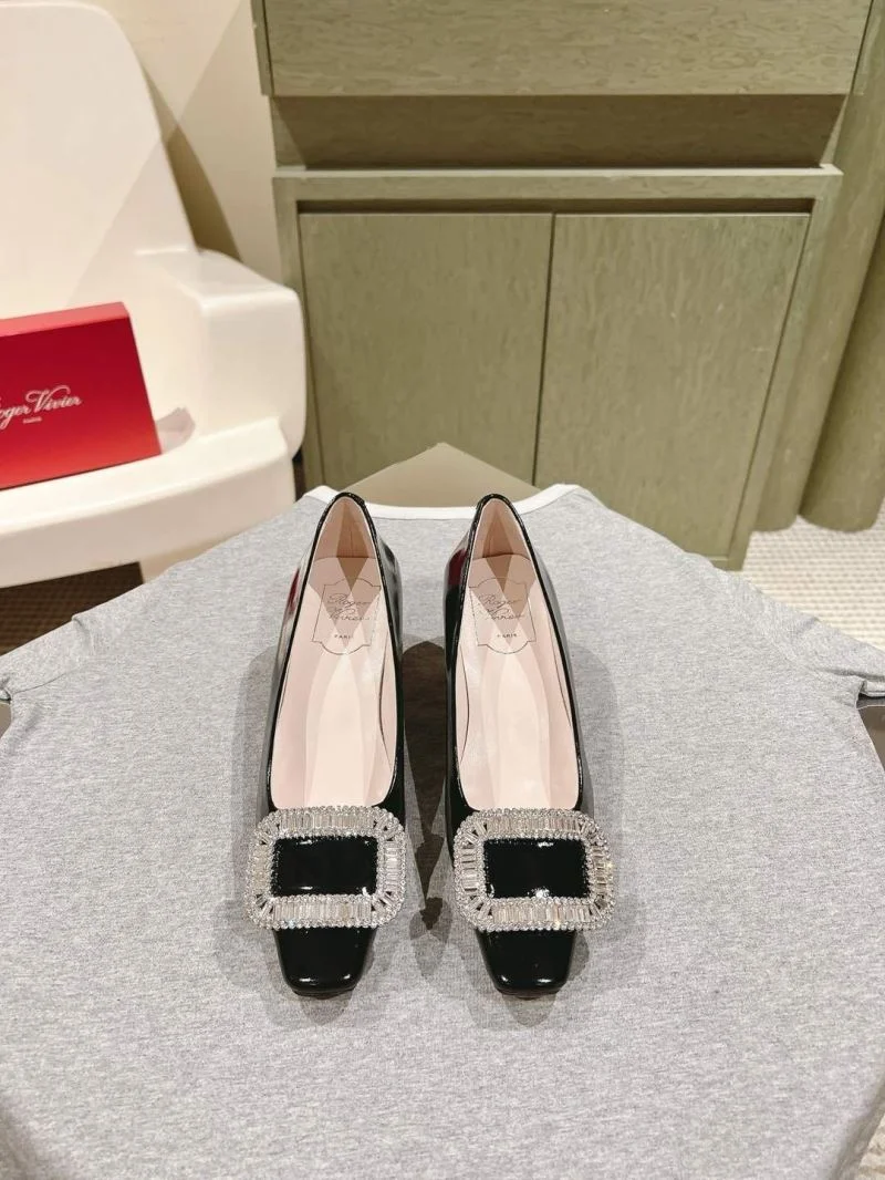 SoftTouch Roger Vivier Shoes 15413