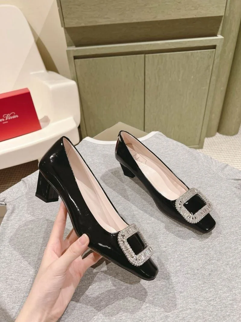 SoftTouch Roger Vivier Shoes 15413