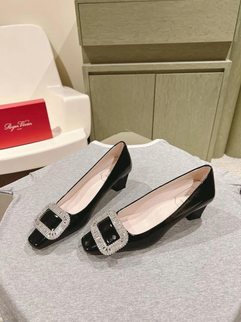 SoftTouch Roger Vivier Shoes 15413