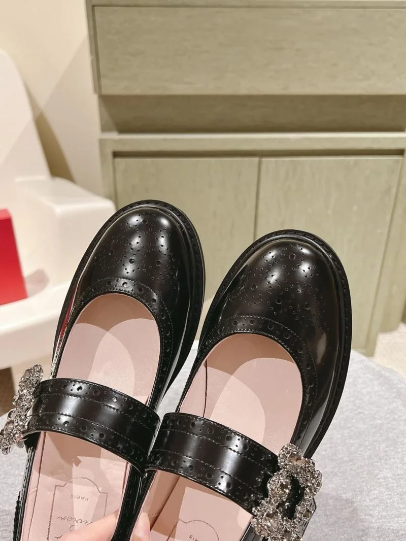 Durable Roger Vivier Shoes 15422