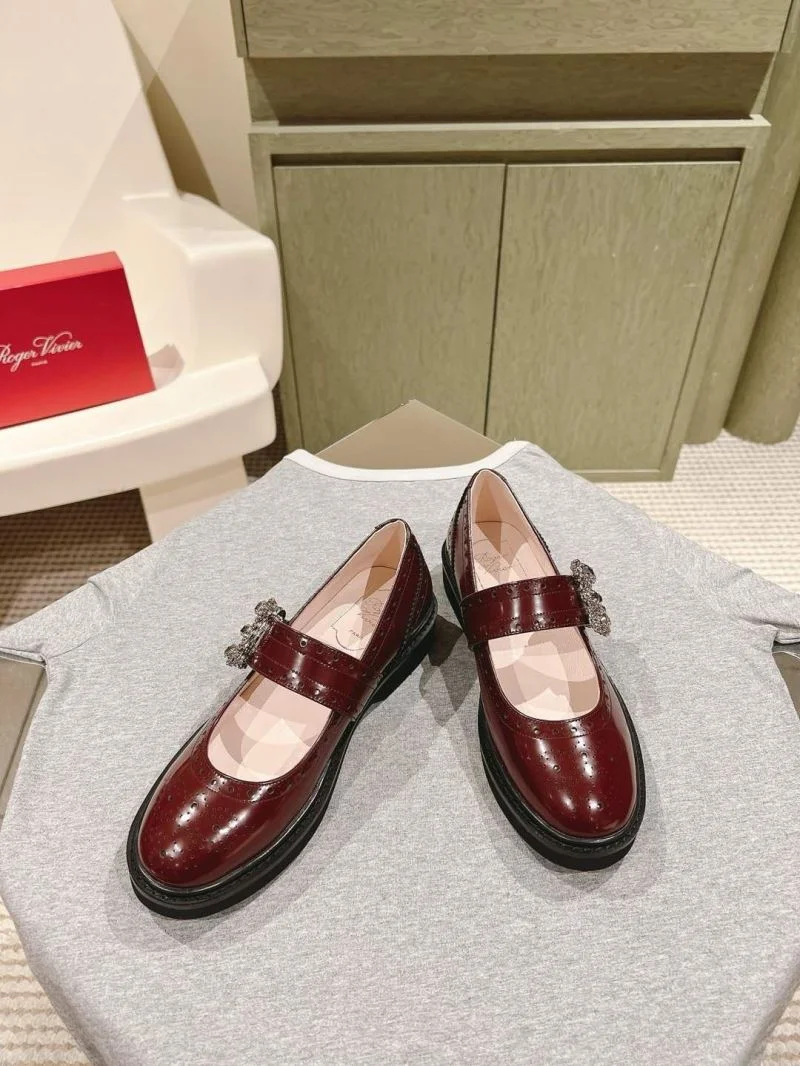 FreshLook Roger Vivier Shoes 15408