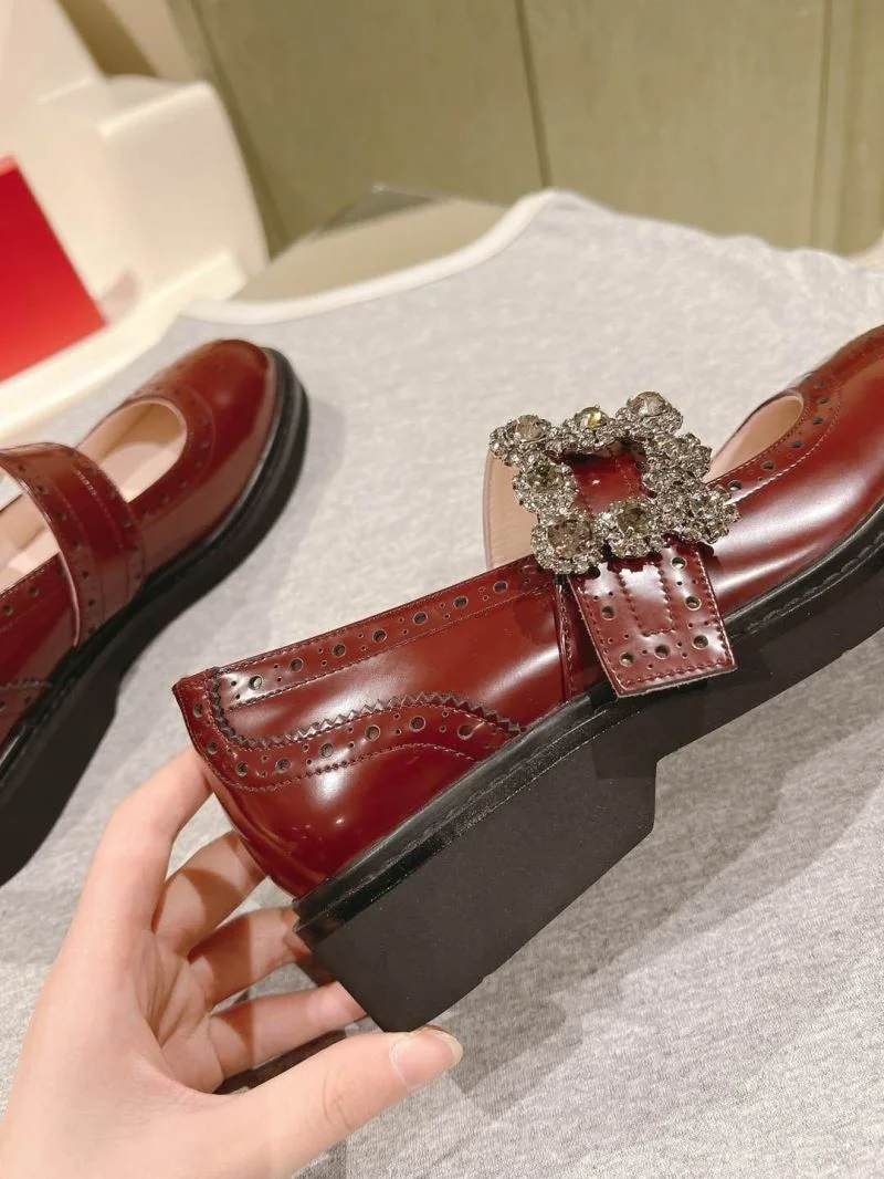 FreshLook Roger Vivier Shoes 15408