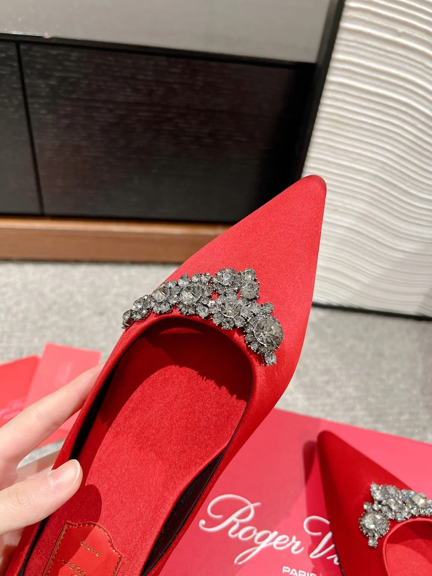 Roger Vivier Shoes Timeless 5835