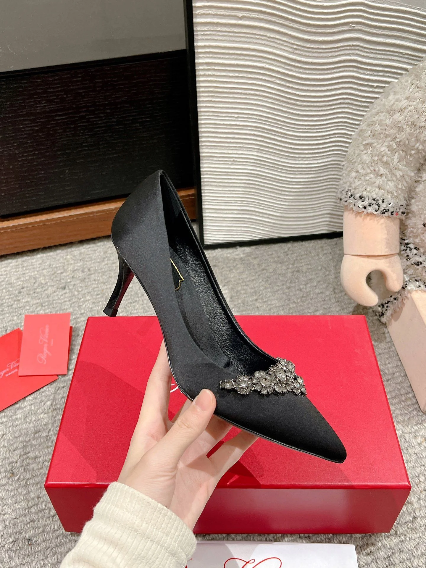 Roger Vivier Shoes FashionForward 5834