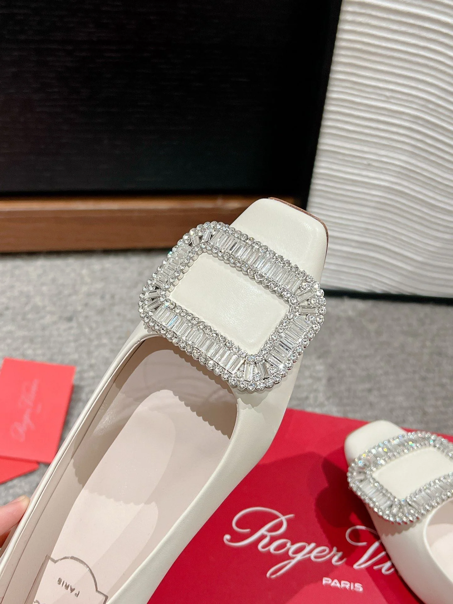 Trendy Roger Vivier Shoes 5825