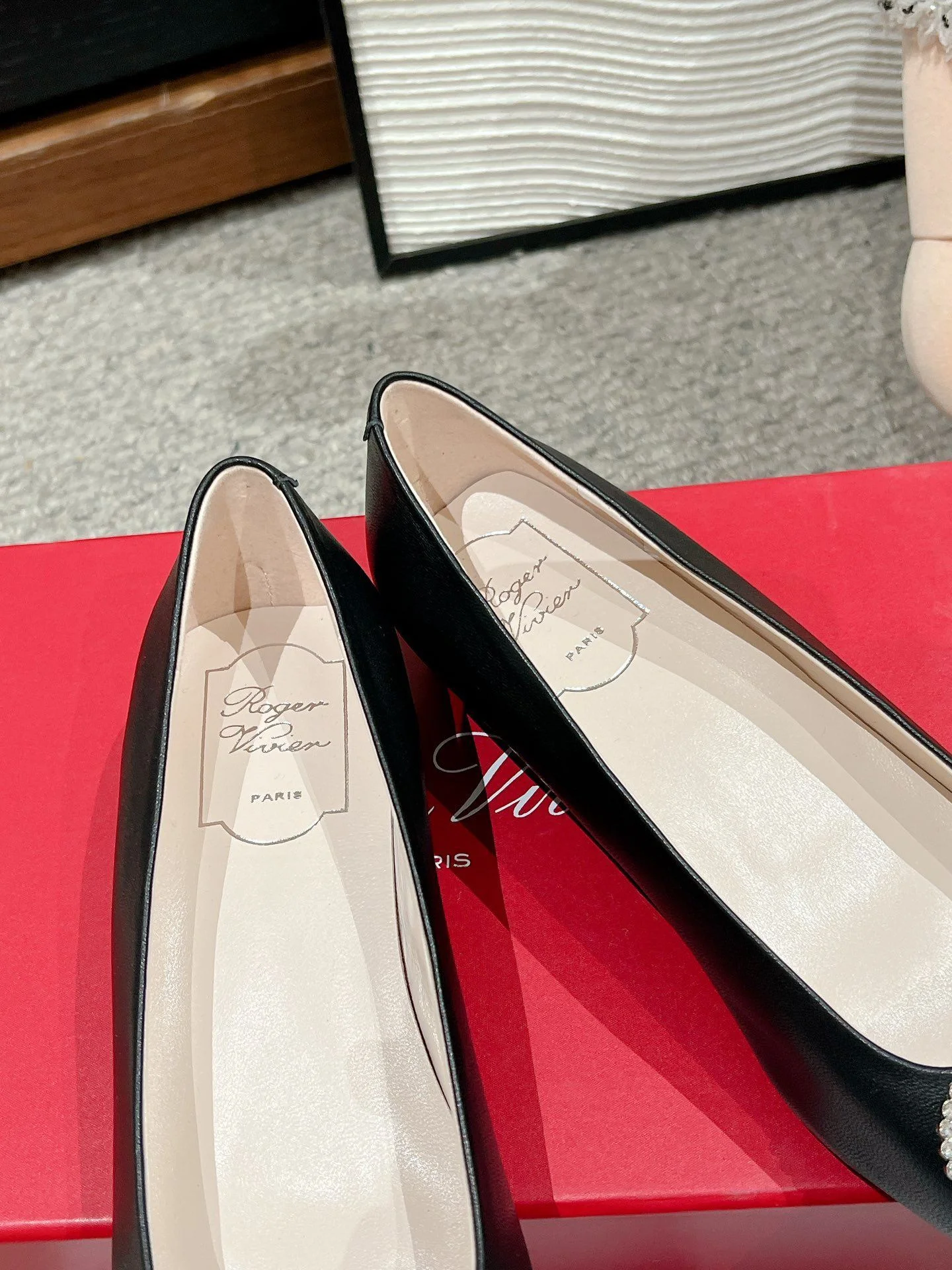 Roger Vivier Shoes Durable 5884