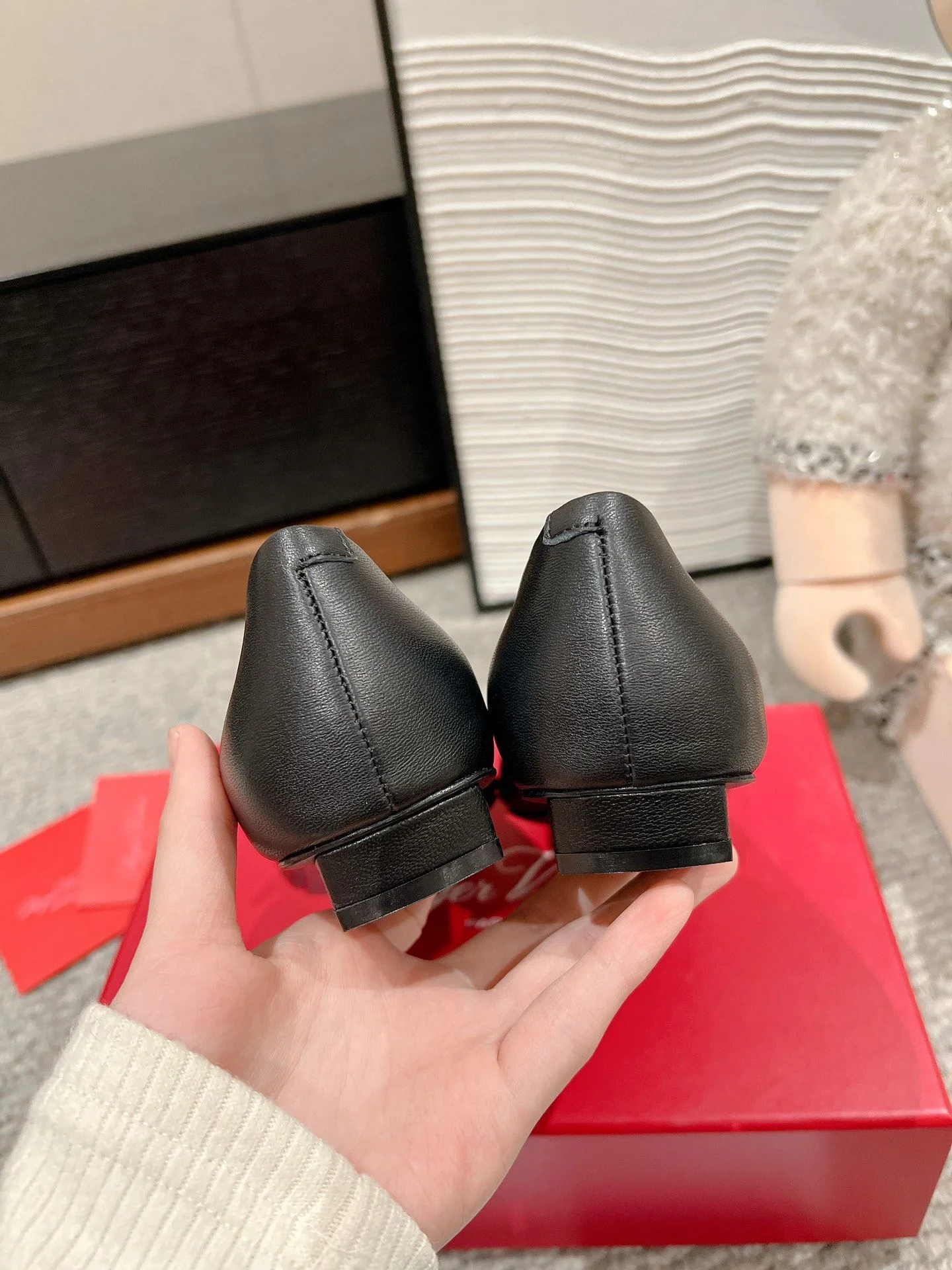 Roger Vivier Shoes Durable 5884