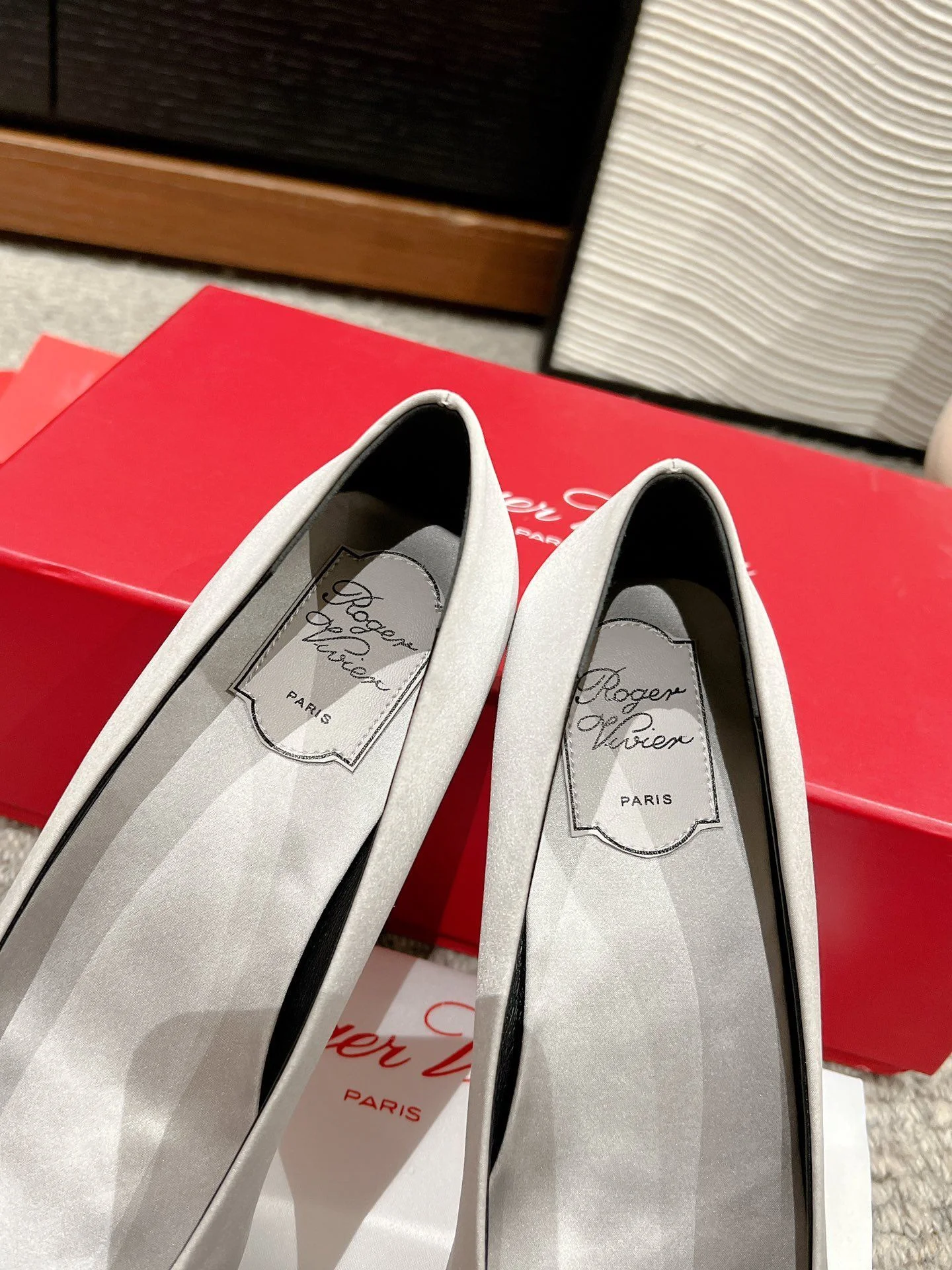 EasyMatch Roger Vivier Shoes 5851